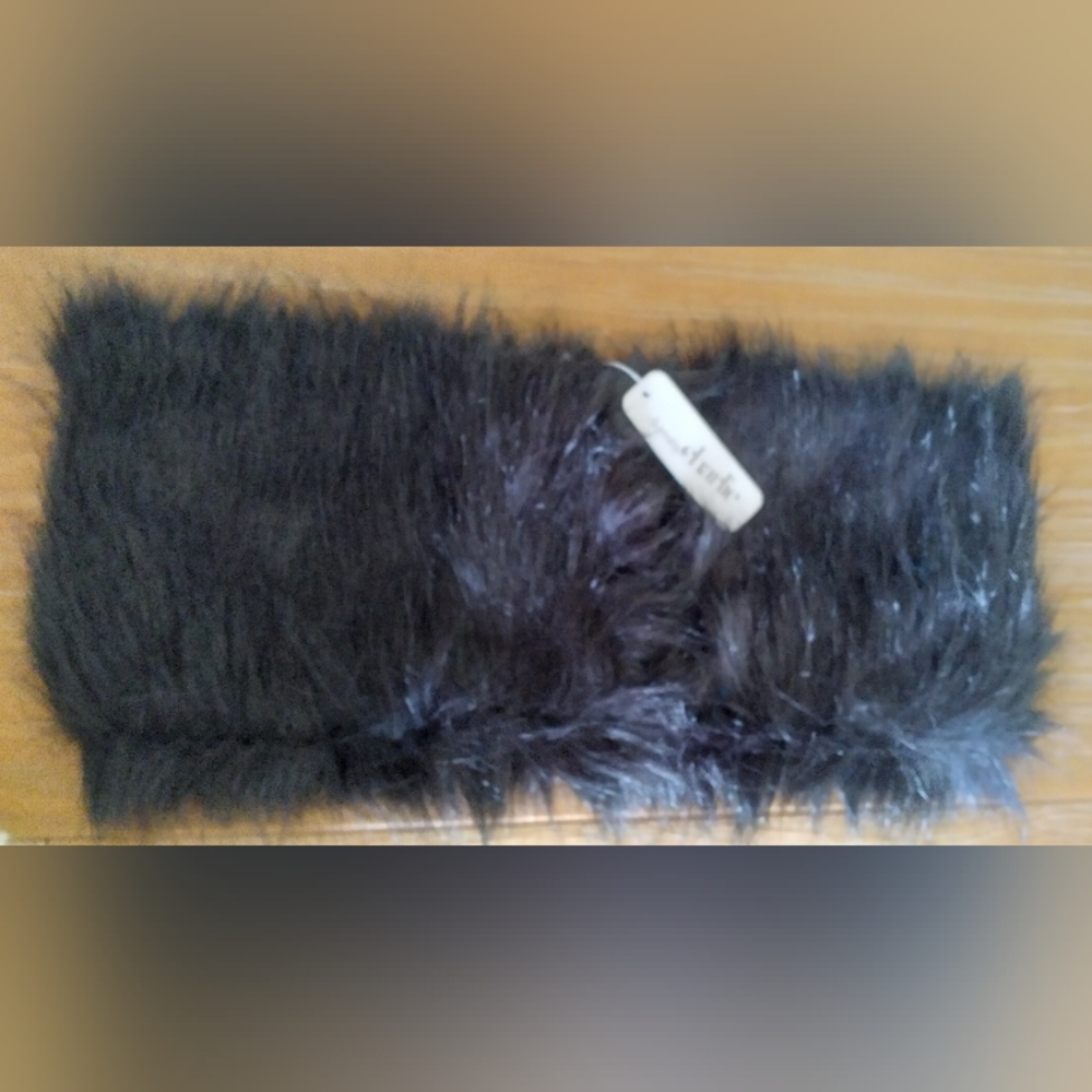 Charming Charlie Black Faux Fur Snood Winter Wear NWT